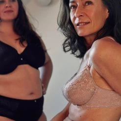 Soutien-gorge Emboîtant Avec Armatures Beige Luccia