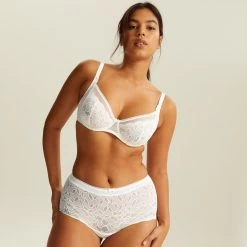 Soutien-gorge Emboîtant Avec Armatures Ivoire CAPRI -Belle Lingerie Soldes BL14500 011 WEB 3 781ba637 0195 4b3a ae7b 69441e8f0ac7
