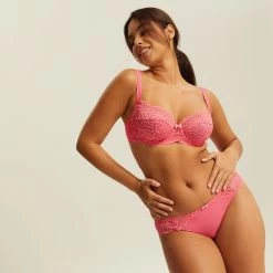 Soutien-gorge Emboîtant Avec Armatures Cherry PAMPELUNE HARMONY 11 Soutien-gorge Emboîtant Avec Armatures Cherry PAMPELUNE HARMONY -Belle Lingerie Soldes BL14553 06B WEB 3 6f98bd7e 36f7 4321 a480 bcf8cea923f3