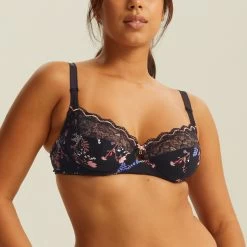 Soutien-gorge Emboîtant Avec Armatures Noir Gold LUCCIA TWIST 8 Soutien-gorge Emboîtant Avec Armatures Noir Gold LUCCIA TWIST -Belle Lingerie Soldes BL14609 9N5 WEB 11