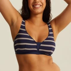 Haut De Maillot Sans Armatures Marine Précieux TAVOLARA -Belle Lingerie Soldes CS21103 A27 WEB 11 f9618fab 8b05 458b be68 0583f34352c3